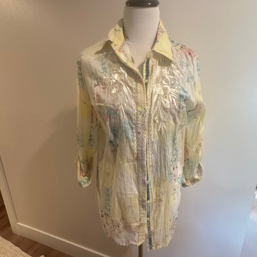 Vintage Goa Embroidered Button Down Shirt | Style 6662 | Yellow | Size S